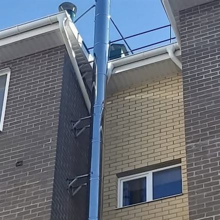 Газоход и дымовая труба из нержавеющей стали на объекте — работа ТВК